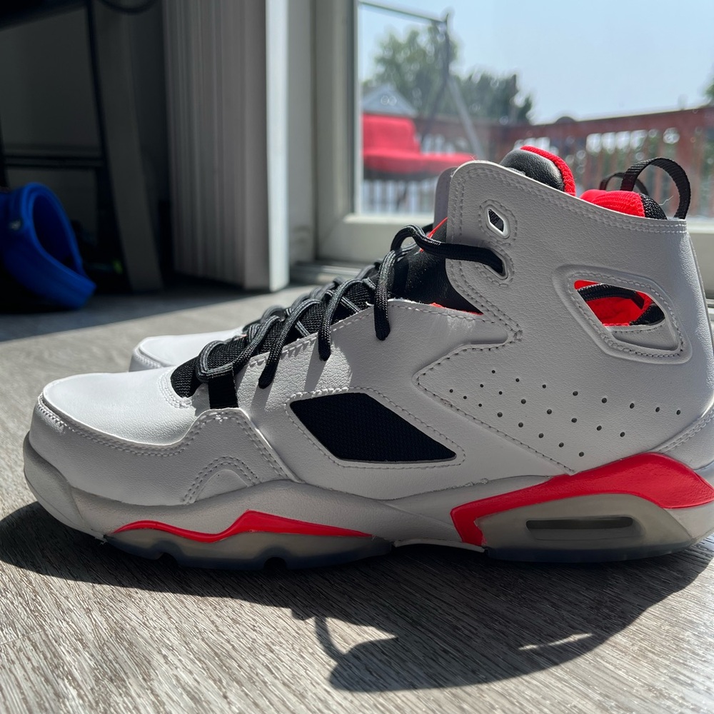 JORDAN FLIGHT CLUB BIG KIDS 7